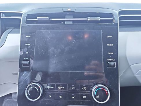 Certified 2024 Hyundai Tucson SE image 20