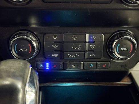 Used 2020 Ford F150 Lariat AWD/4WD image 16
