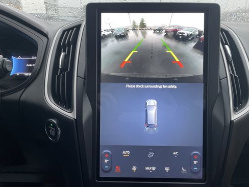 Used 2024 Ford Edge SEL w/ Convenience Package image 21