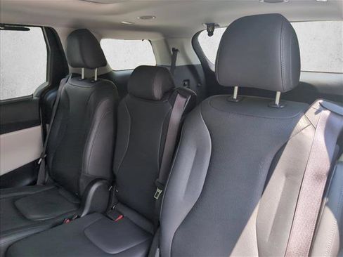Used 2024 Kia Carnival SX Prestige FWD image 19