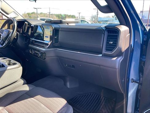 Used 2024 Chevrolet Silverado 1500 LT image 13