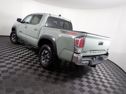 Used 2023 Toyota Tacoma TRD Off-Road image 11