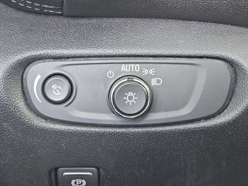 Used 2020 Chevrolet Blazer LT image 20