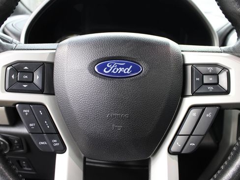 Used 2019 Ford F150 Lariat w/ Equipment Group 502A Luxury AWD/4WD image 64