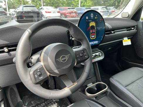 Used 2025 MINI Cooper S image 12