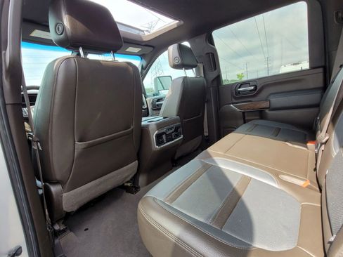 Used 2020 GMC Sierra 2500 Denali w/ Denali Ultimate Package image 9