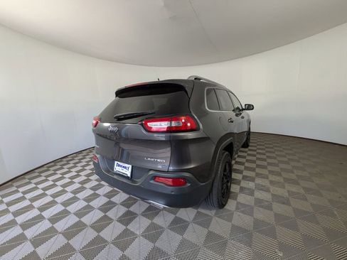 Used 2015 Jeep Cherokee Limited AWD/4WD image 3