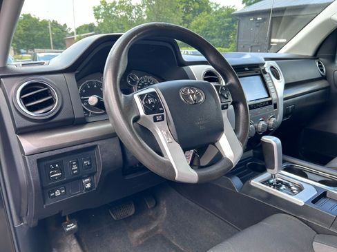 Used 2014 Toyota Tundra SR5 AWD/4WD image 13