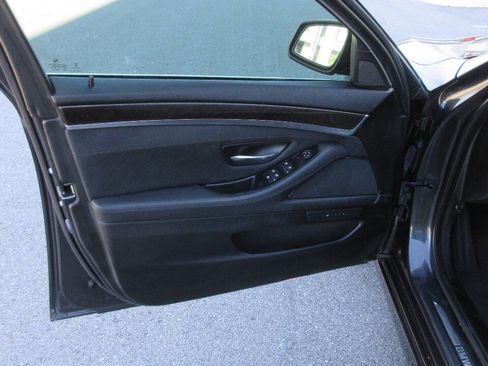 Used 2016 BMW 528i Sedan image 14