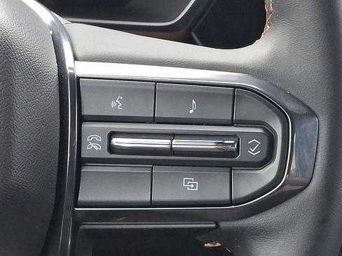 Used 2023 GMC Canyon AT4 image 21