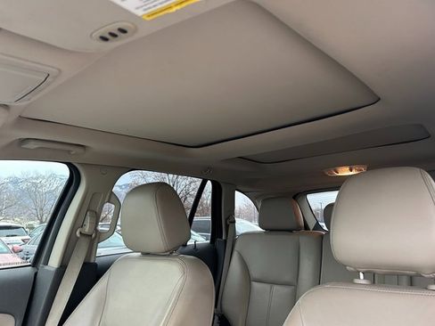 Used 2013 Ford Edge Limited image 25