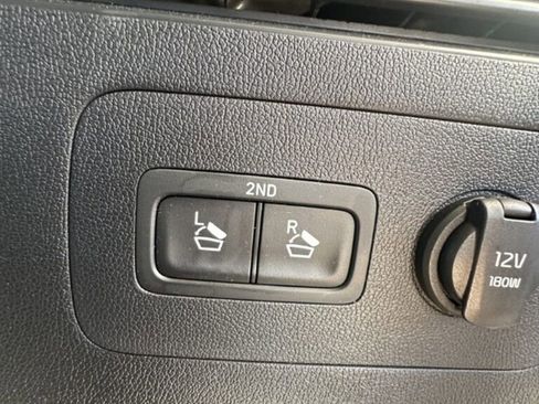 Used 2021 Kia Sorento SX Prestige image 30