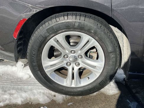 Used 2021 Dodge Charger SXT image 7