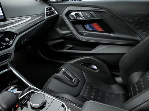 Used 2025 BMW M2 w/ Carbon Package RWD image 37