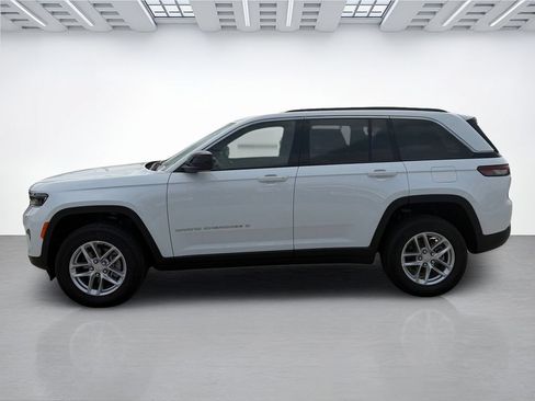 New 2026 Jeep Grand Cherokee L 2WD image 6