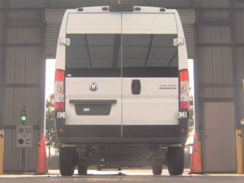 Used 2023 RAM ProMaster 2500 FWD image 5