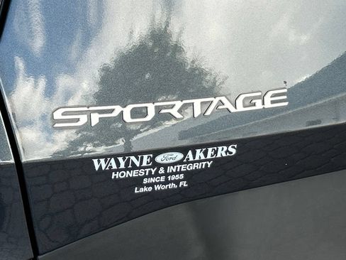 Used 2023 Kia Sportage X-Line w/ X-Line Premium Package AWD/4WD image 22