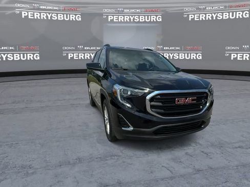 Used 2020 GMC Terrain SLE w/ Driver Convenience Package FWD image 2
