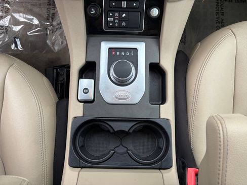 Used 2016 Land Rover LR4 HSE AWD/4WD image 23