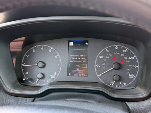 Used 2024 Toyota Corolla Cross LE w/ Moonroof Package image 17