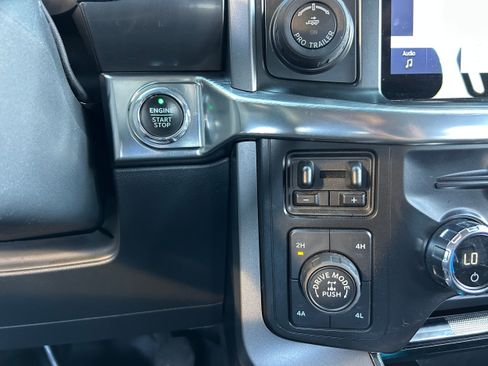 Used 2021 Ford F150 Lariat w/ Equipment Group 502A High image 19