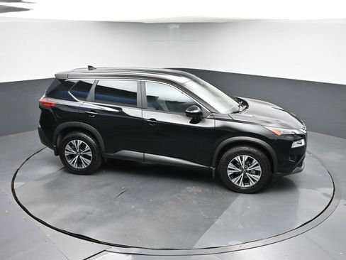 Used 2023 Nissan Rogue SV image 44