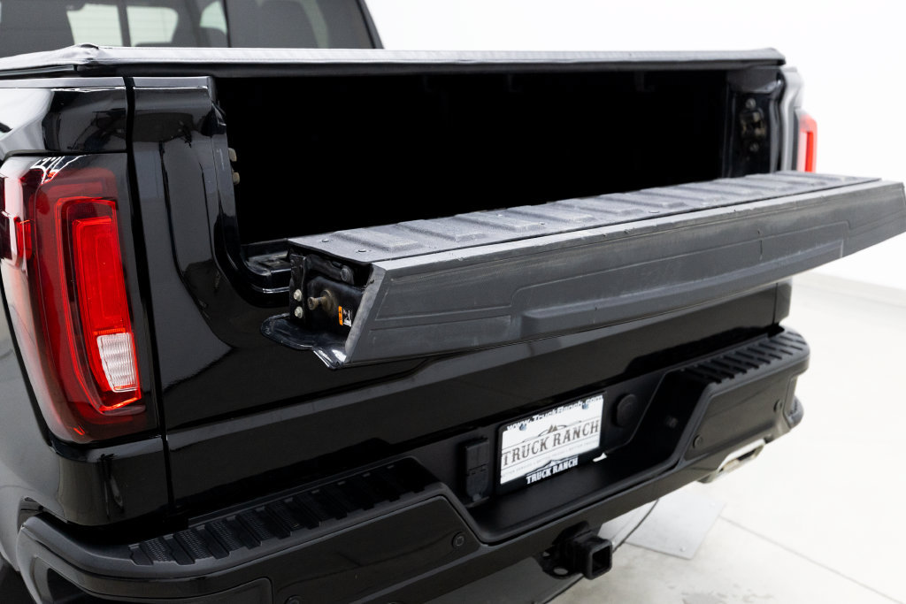 Used 2024 GMC Sierra 1500 AT4 w/ Technology Package AWD/4WD image 27
