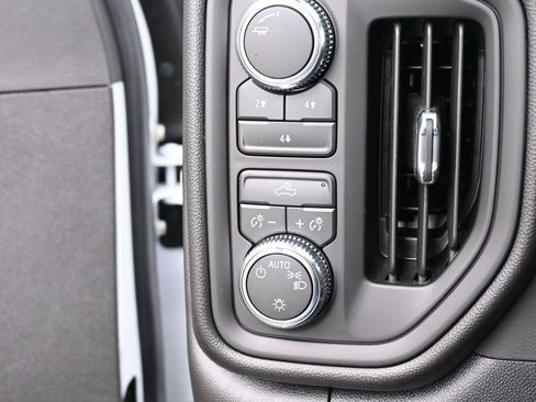 New 2026 GMC Sierra 3500 Pro AWD/4WD image 24