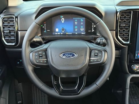 New 2025 Ford Ranger XLT w/ Technology Package image 30