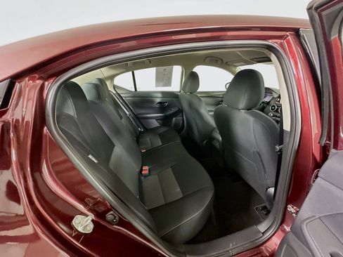 Used 2025 Nissan Sentra SV image 28