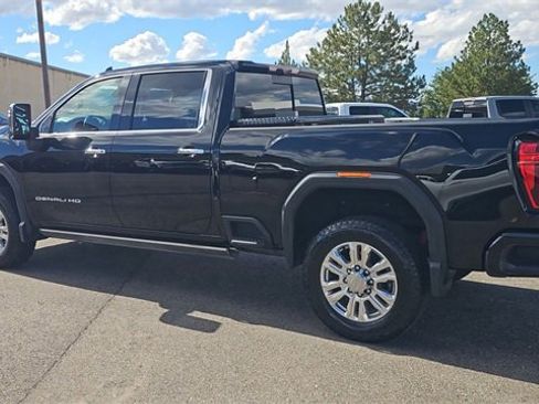 Used 2021 GMC Sierra 2500 Denali w/ Denali Ultimate Package image 6