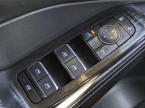 Used 2023 Nissan Rogue SL w/ SL Premium Package FWD image 29