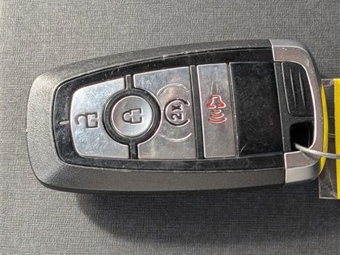 Certified 2024 Ford Bronco Everglades image 33