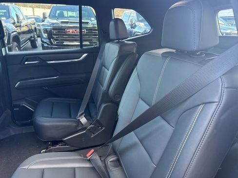 New 2026 GMC Acadia Elevation image 25