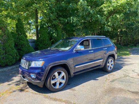 Used 2012 Jeep Grand Cherokee Overland AWD/4WD image 1