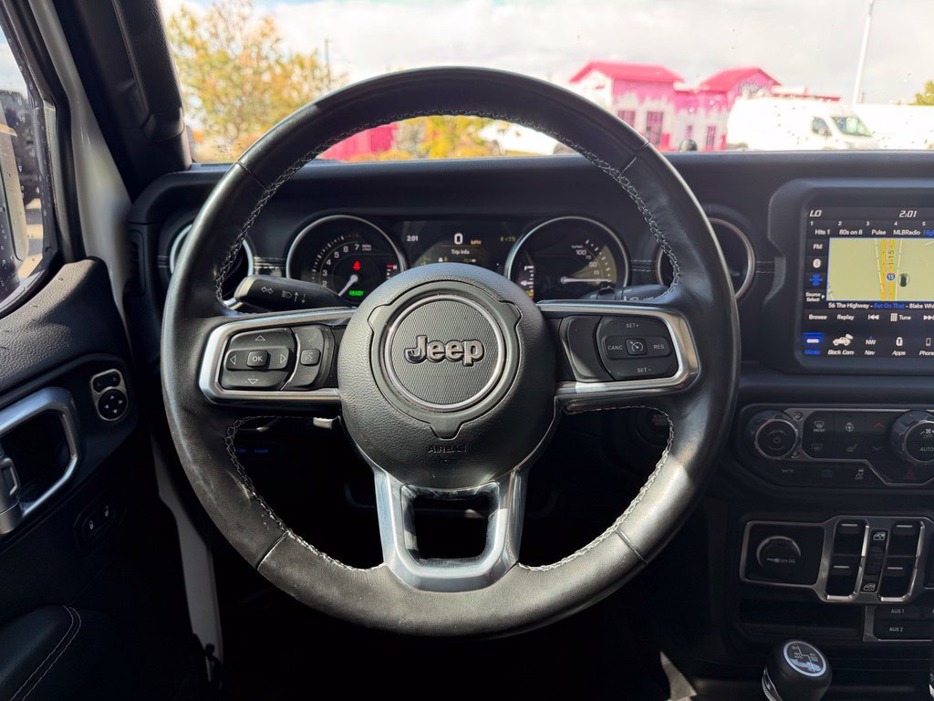 Used 2023 Jeep Wrangler Unlimited Sahara w/ Cold Weather Group AWD/4WD image 10