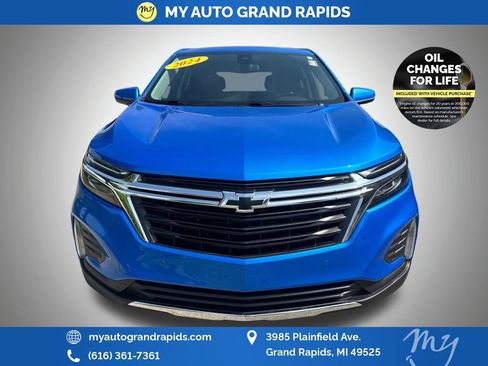 Used 2024 Chevrolet Equinox LT w/ LPO, Floor Liner Package AWD/4WD image 2