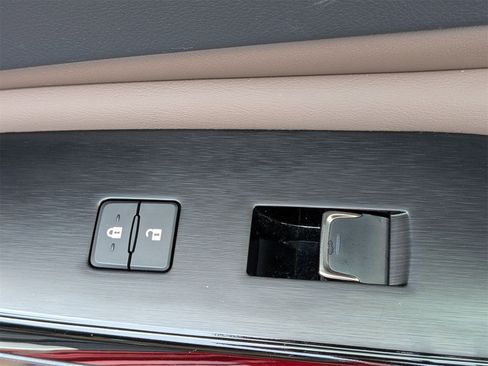 Used 2024 Lexus ES 350 w/ Premium Package image 37