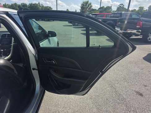 Used 2013 Chevrolet Malibu LTZ FWD image 12