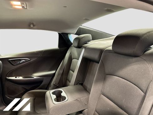Used 2020 Chevrolet Malibu LT FWD image 24
