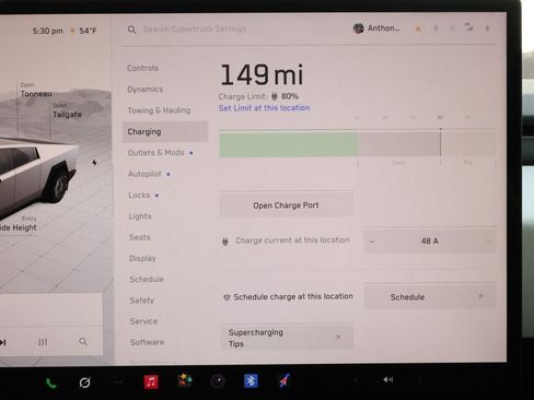 Used 2024 Tesla Cybertruck AWD Crew Cab image 17