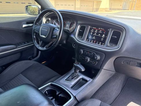 Used 2019 Dodge Charger GT RWD image 15