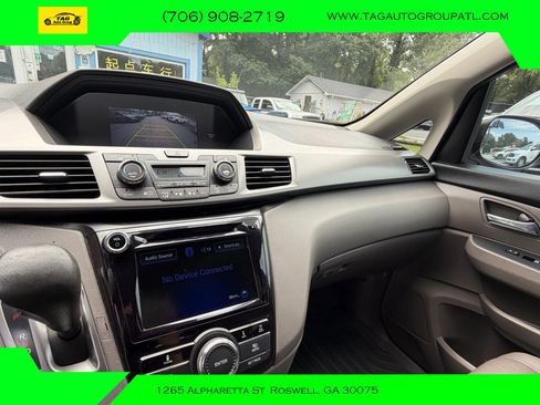 Used 2016 Honda Odyssey EX-L image 18