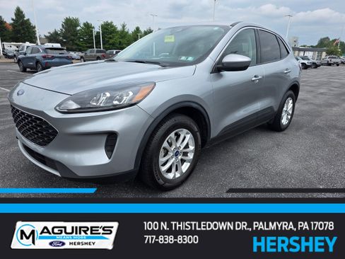Certified 2021 Ford Escape SE AWD/4WD image 1