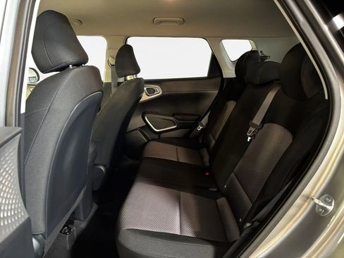 Certified 2024 Kia Soul LX FWD image 24