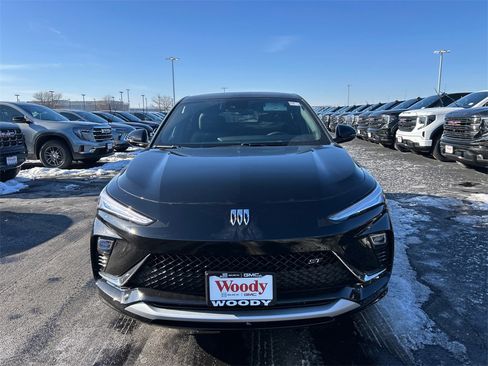 New 2026 Buick Envista Sport Touring image 3