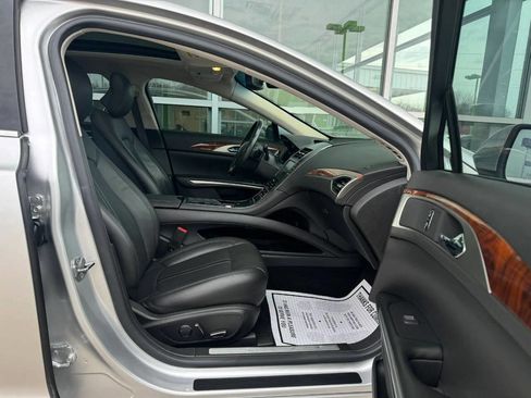 Used 2013 Lincoln MKZ AWD image 14