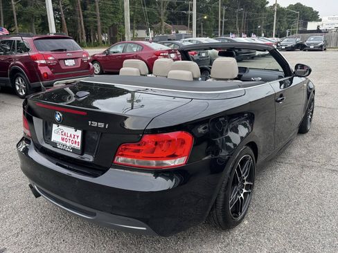 Used 2013 BMW 135i Convertible RWD image 5
