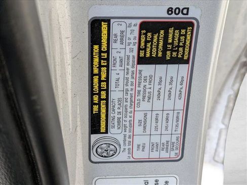 Used 2013 Hyundai Genesis 3.8 RWD image 15
