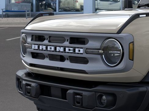 New 2025 Ford Bronco Big Bend w/ Black Diamond Package image 19